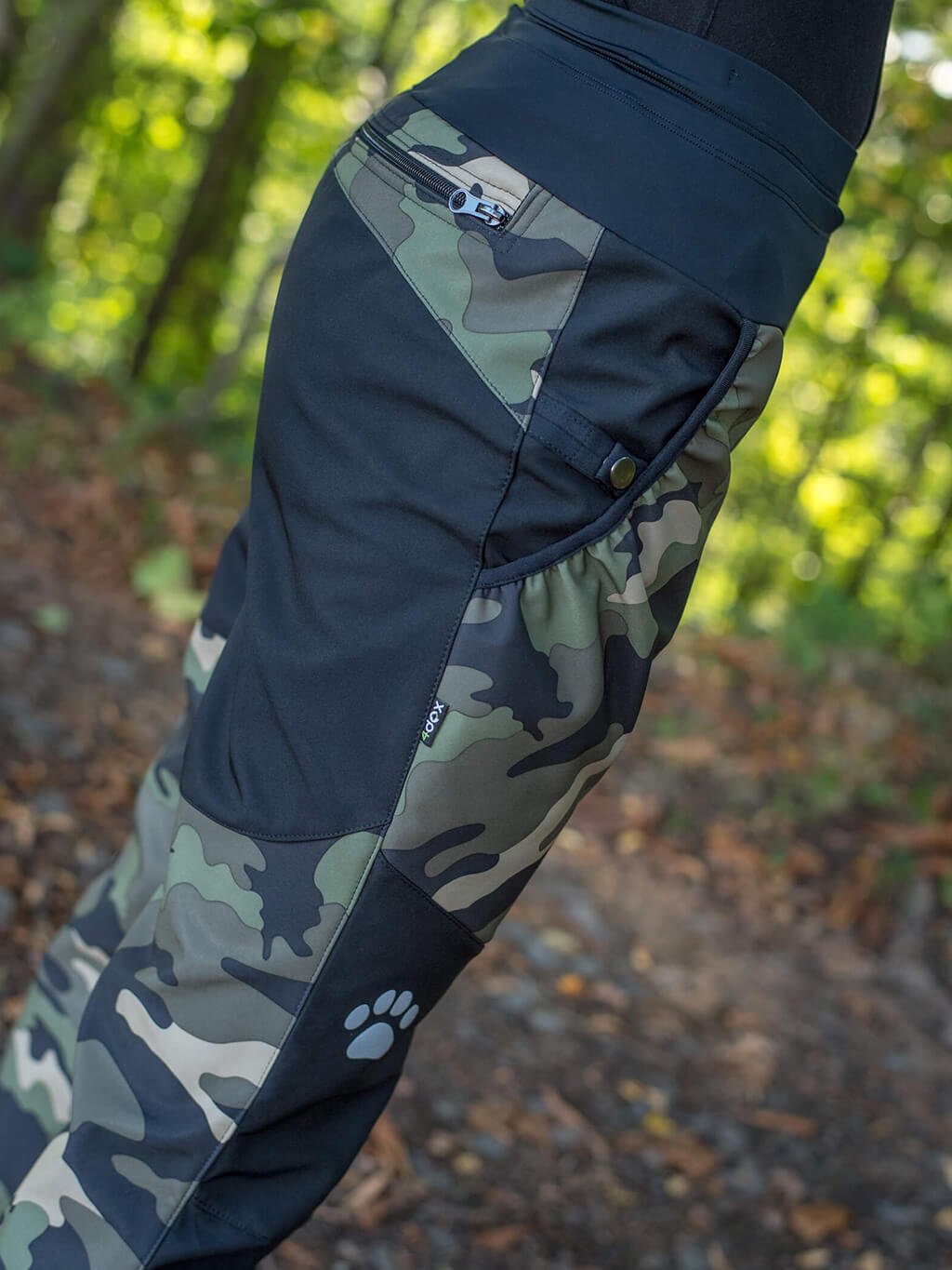 Women's training trousers WINTER camouflage