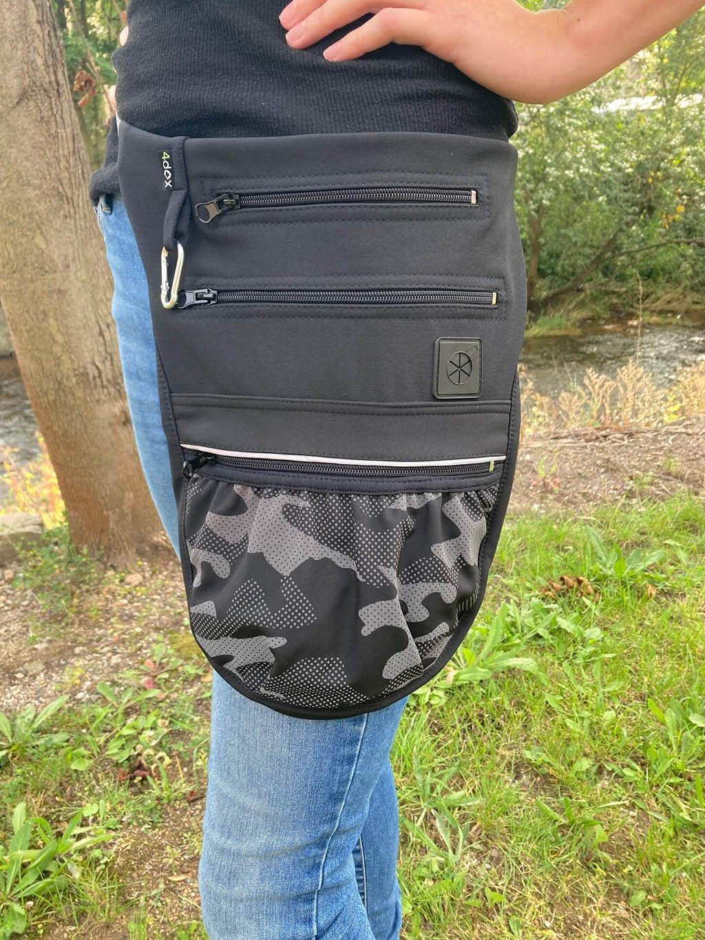 Running bag reflective camouflage