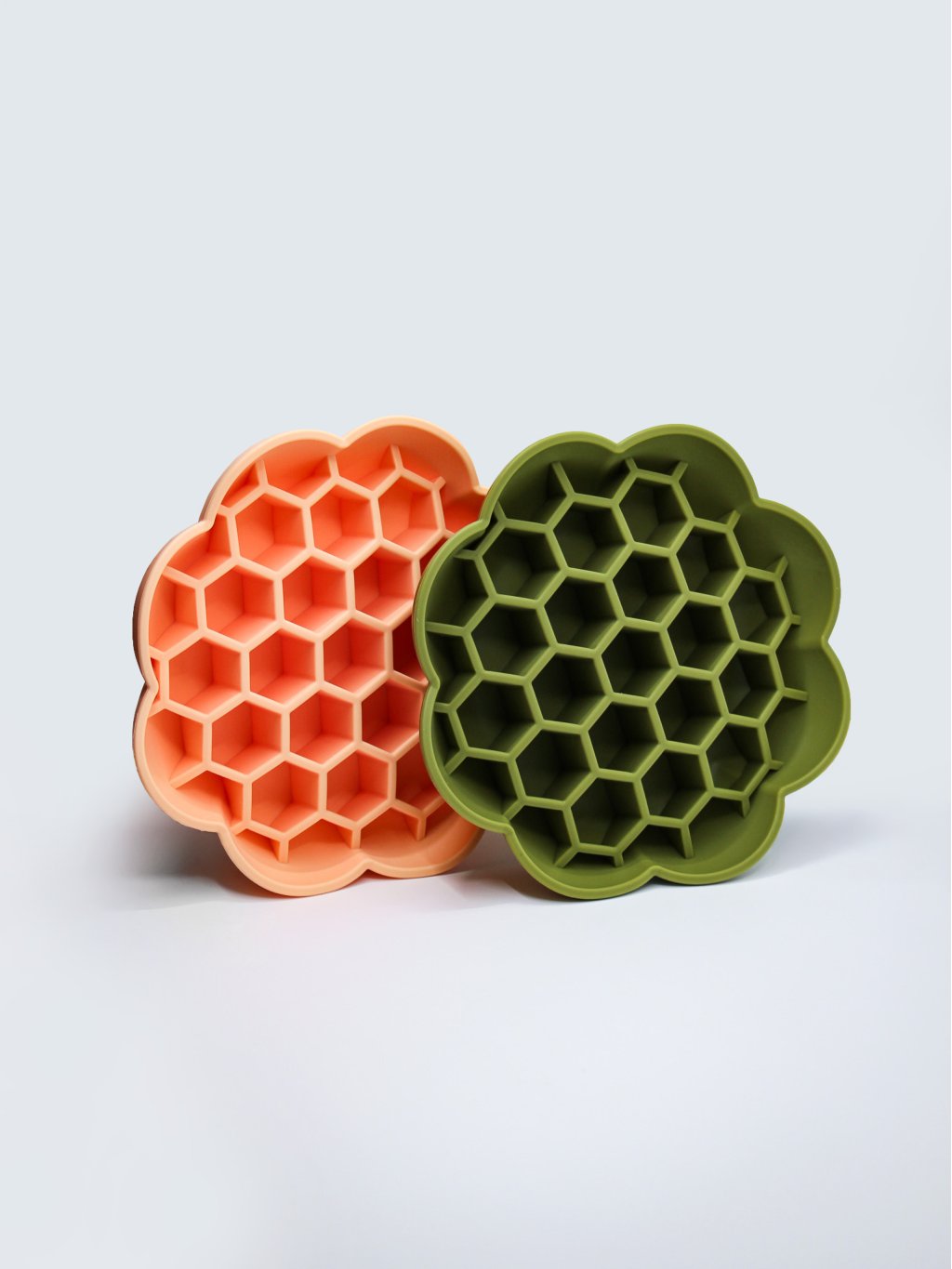 Anti-swallow bowl - honeycomb olive