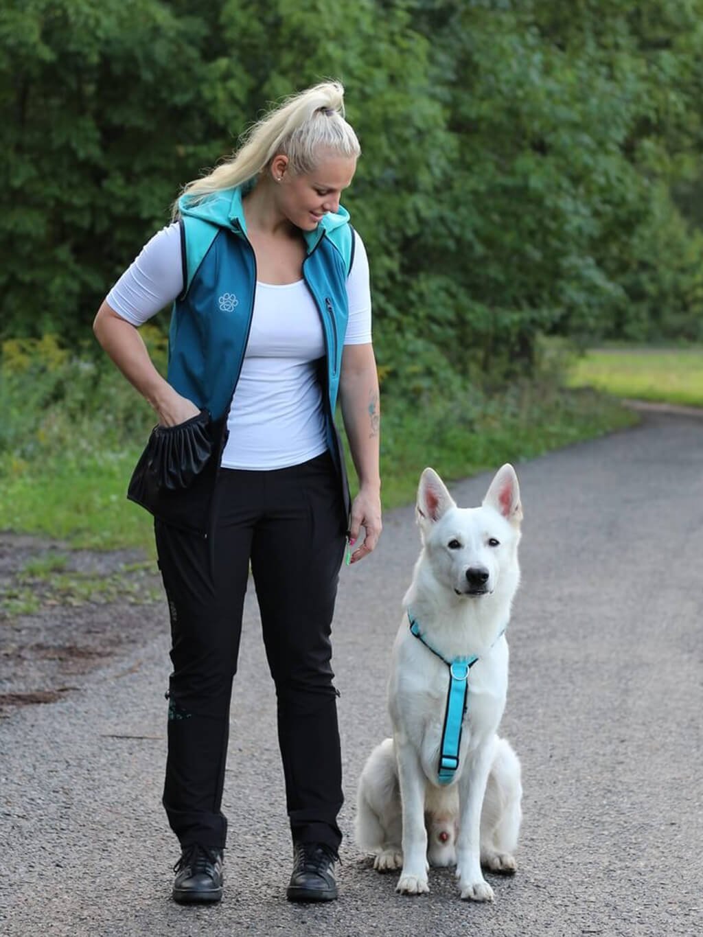 Women's training jacket 2 in 1 turquoise