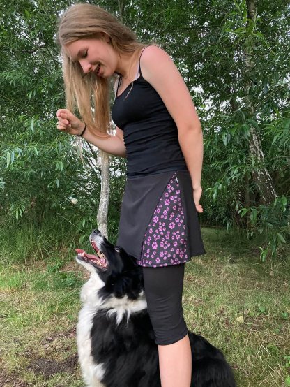 Skirt with 3/4 length leggings - black with lavender paws