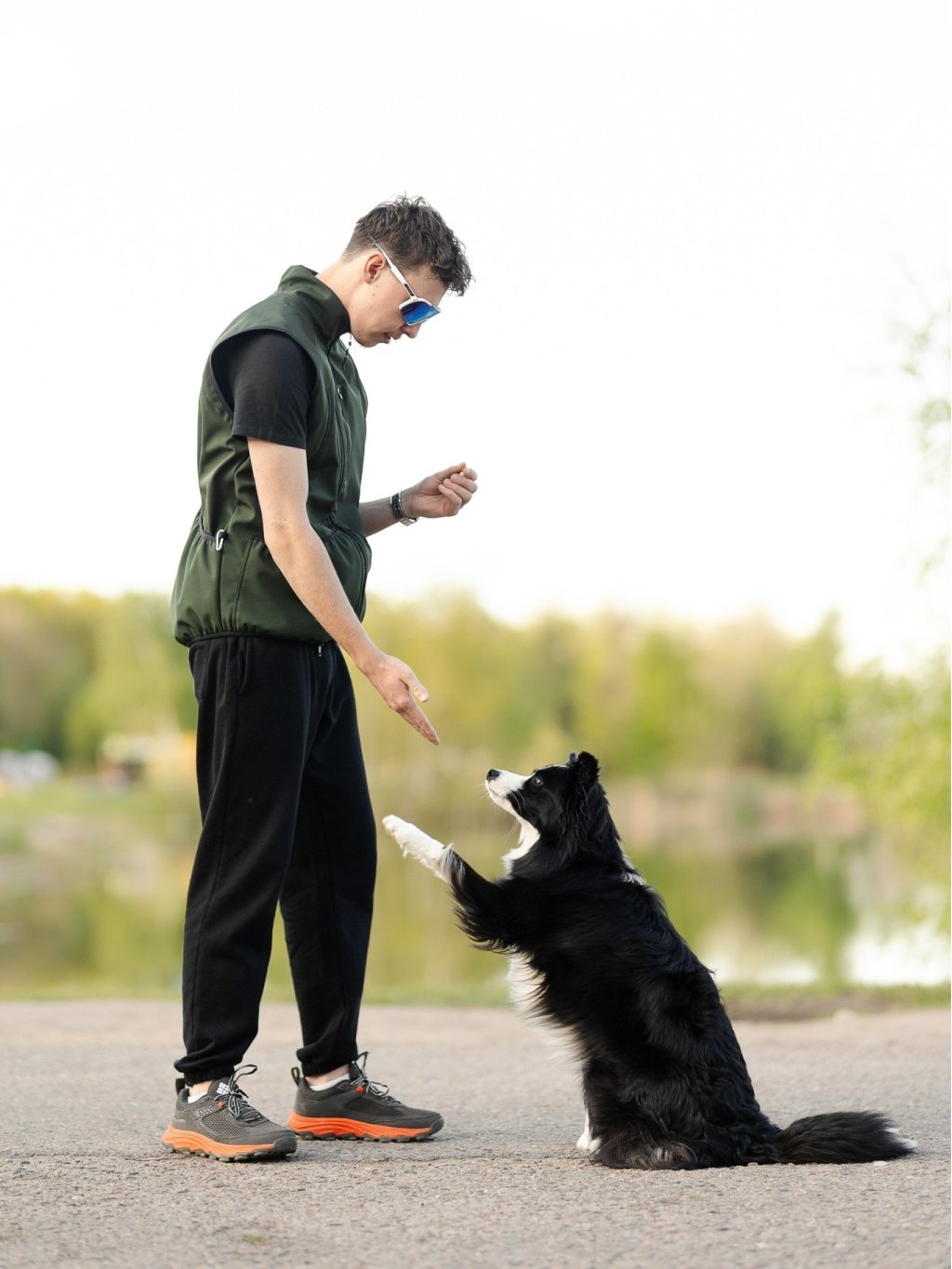pánská výcviková vesta LESNÍ ZELEŇ 4dox