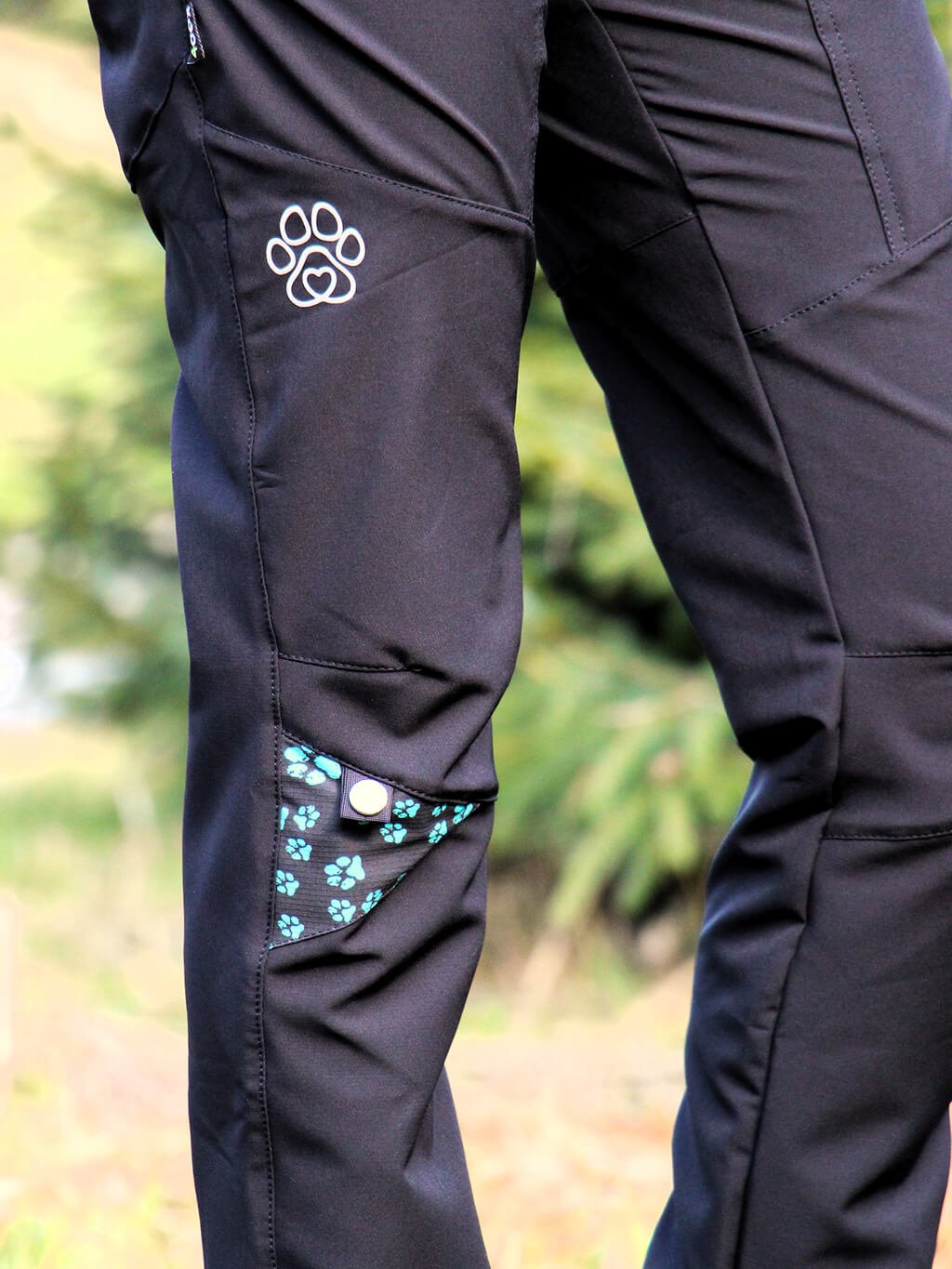 Dames lente trainingsbroek - zwart met turquoise pootafdrukken