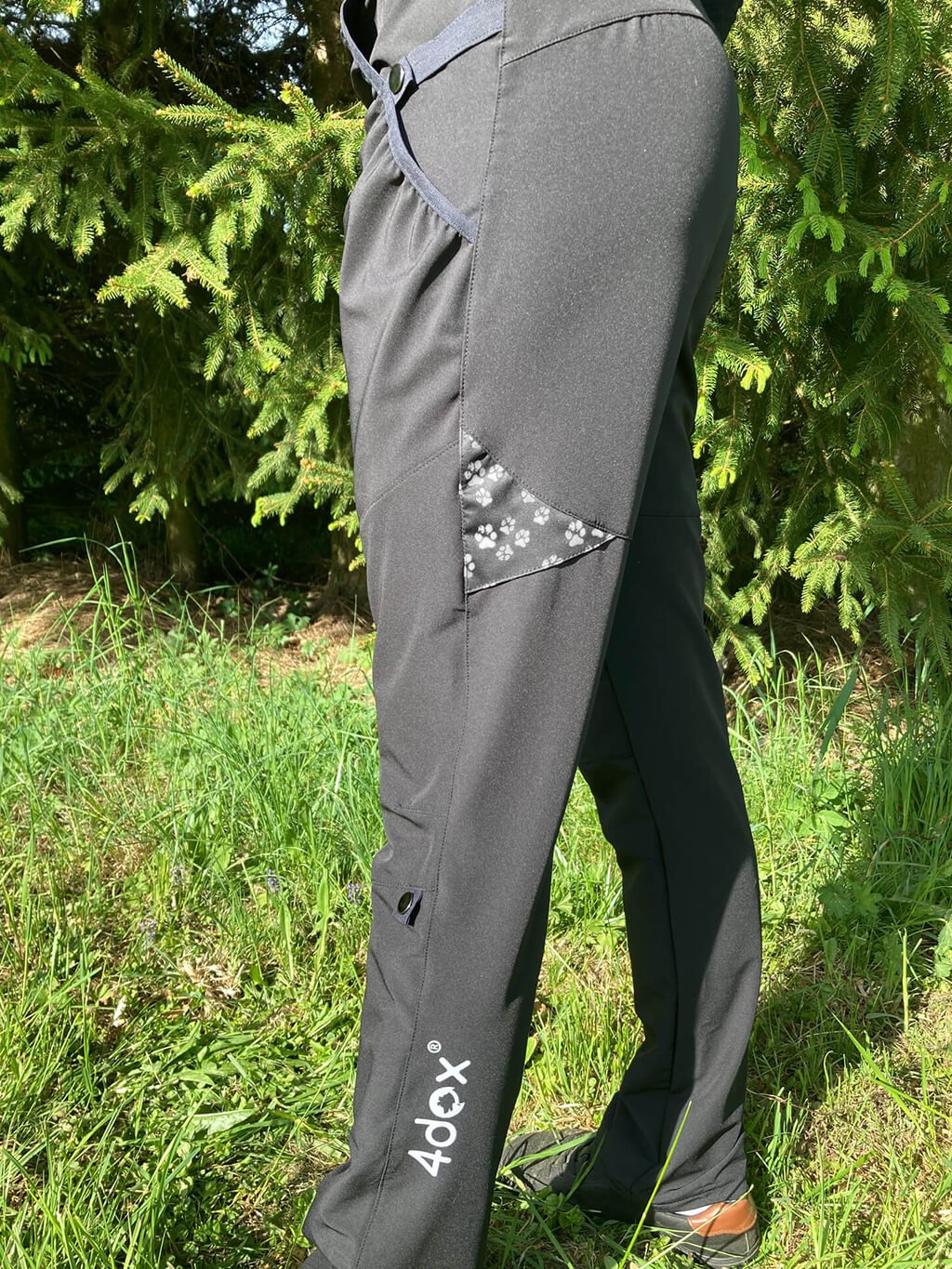 Women's training trousers SUMMER - black with white paws