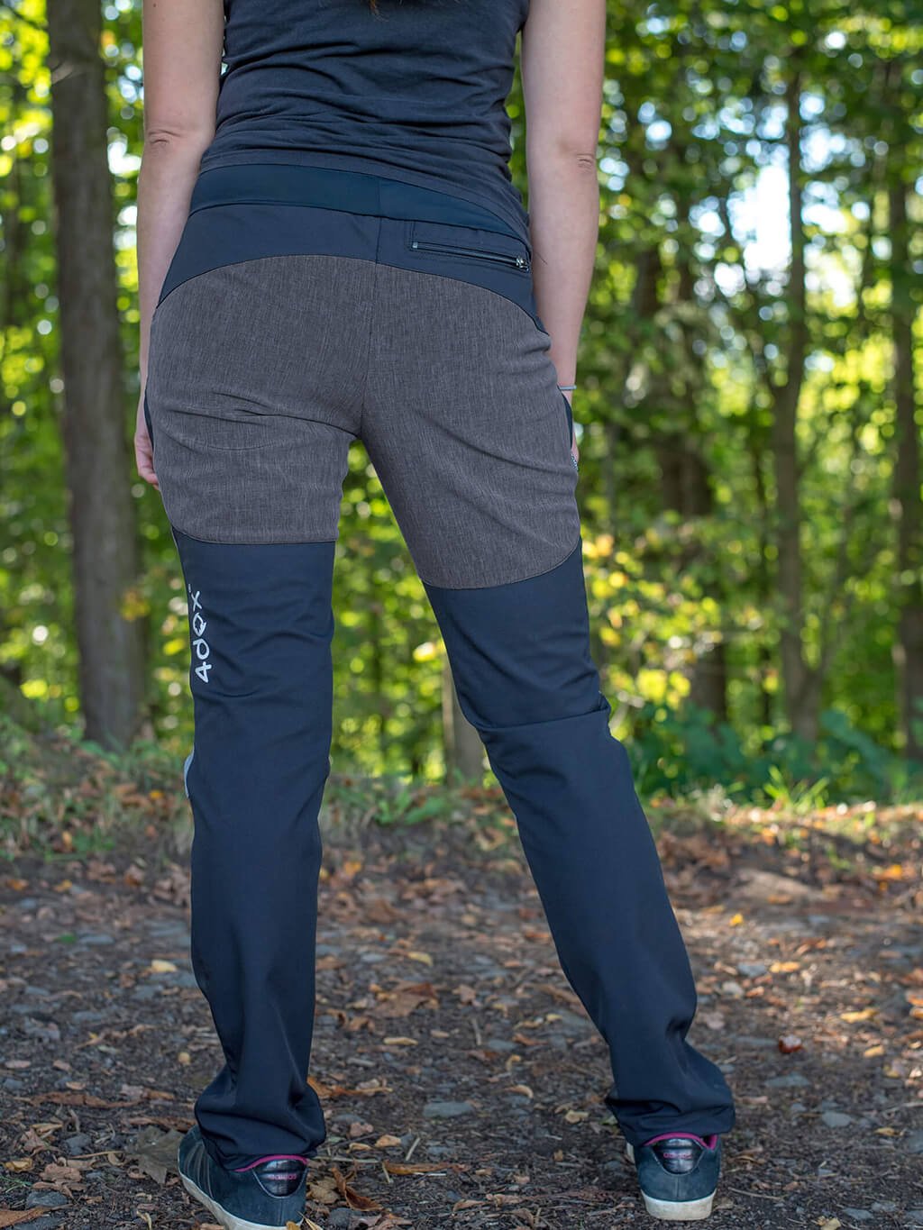 Women's training trousers WINTER striped anthracite