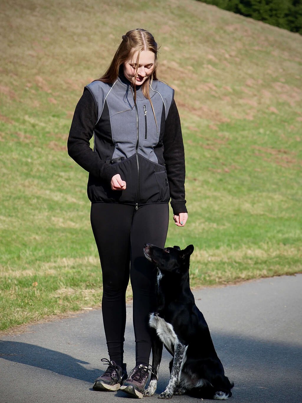 Women's training vest - ANTHRACITE-BLACK