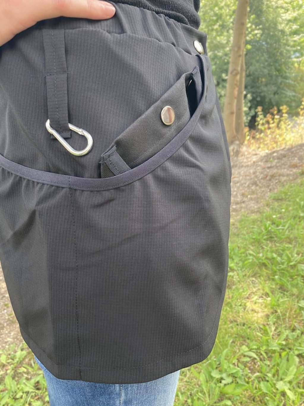 Training Kilt - BLACK with treat bag