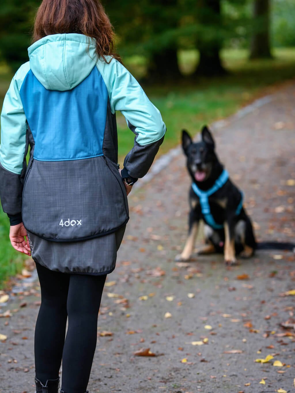 Winter jacket turquoise size L with treat bag and light