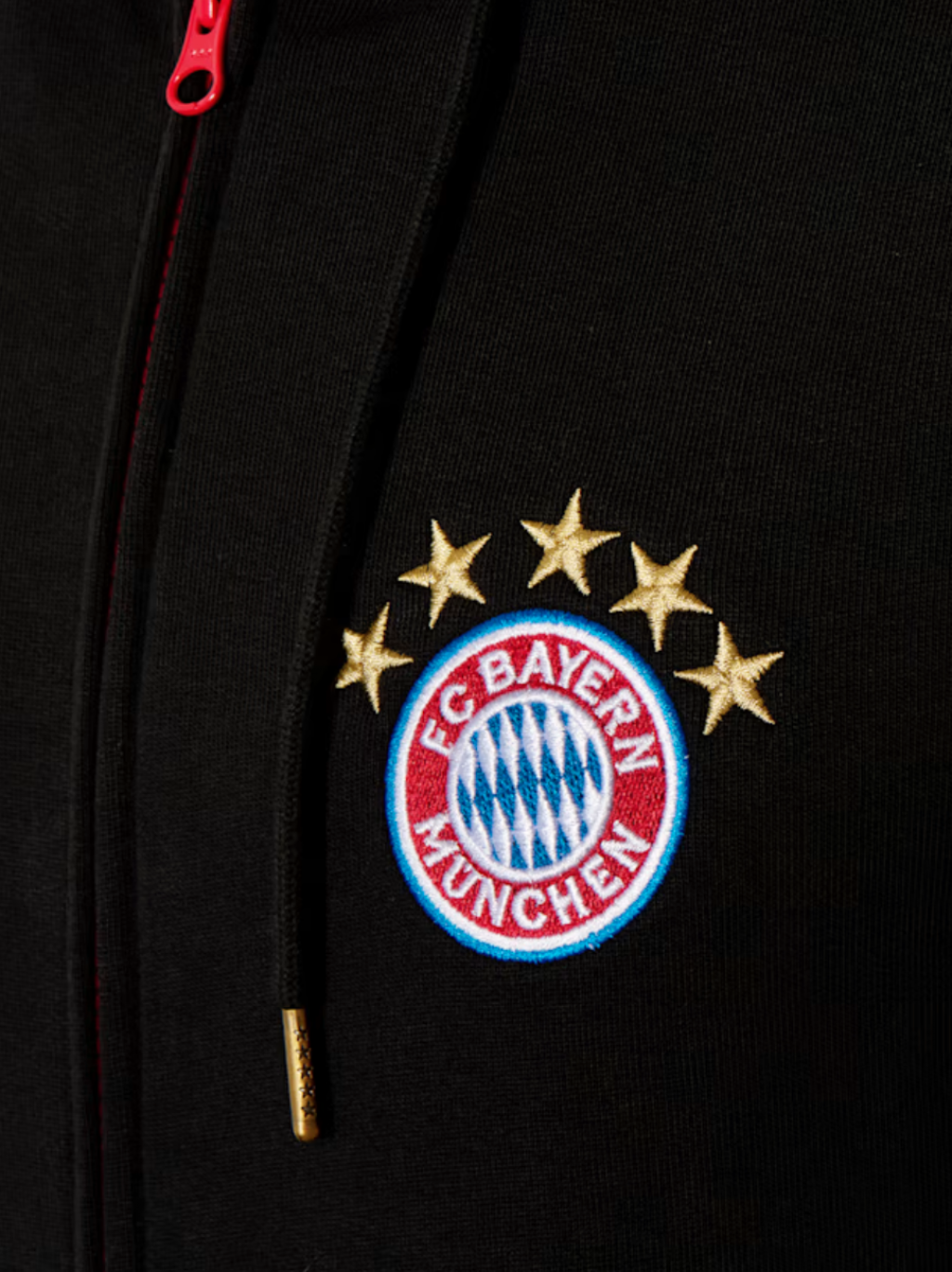 Férfi kapucnis melegítő felső FC Bayern München Logo, fekete