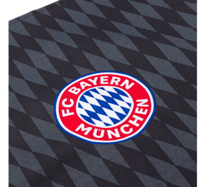 Grillező szett FC Bayern München, kötény, edényfogó kesztyű és konyharuha
