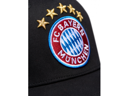 Snapback sapka 5 csillagos logóval FC Bayern München, fekete