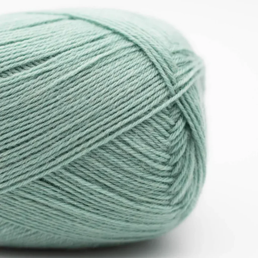 Edelweiss classic 4ply 100g  - 416 mint green
