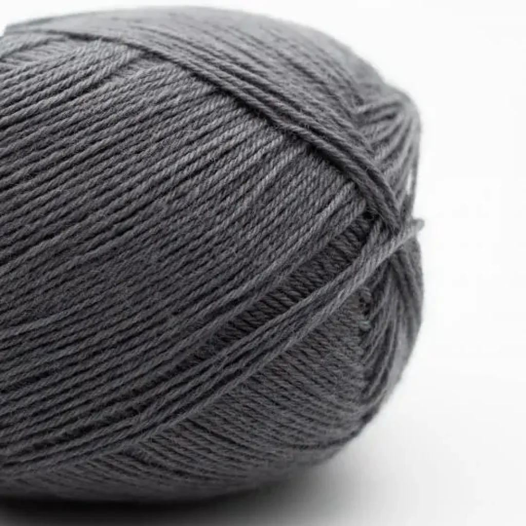 Edelweiss classic 4ply 100g  - 425 dark grey