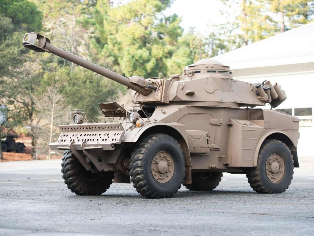 ACE 1/72 Eland-90 Light Armoured Car (4x4)