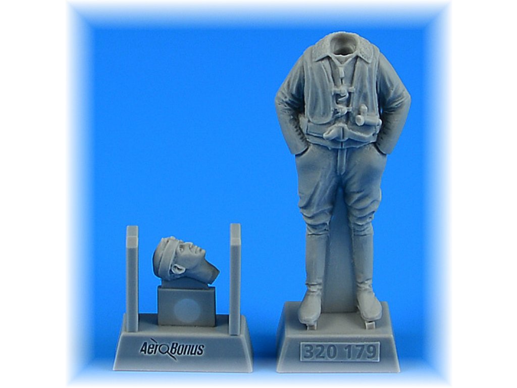 AEROBONUS 1/32 German WWII Luftwaffe Pilot (1 fig.)