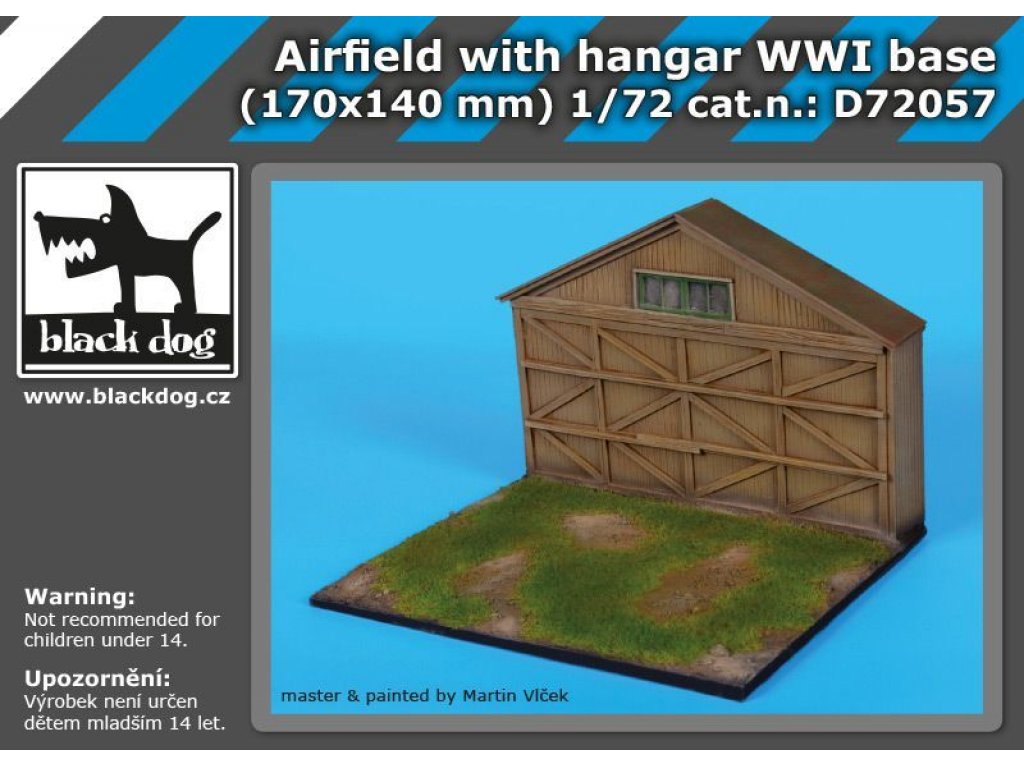 BLACKDOG 1/72 Airfield with hangar WWI base (170x140 mm)