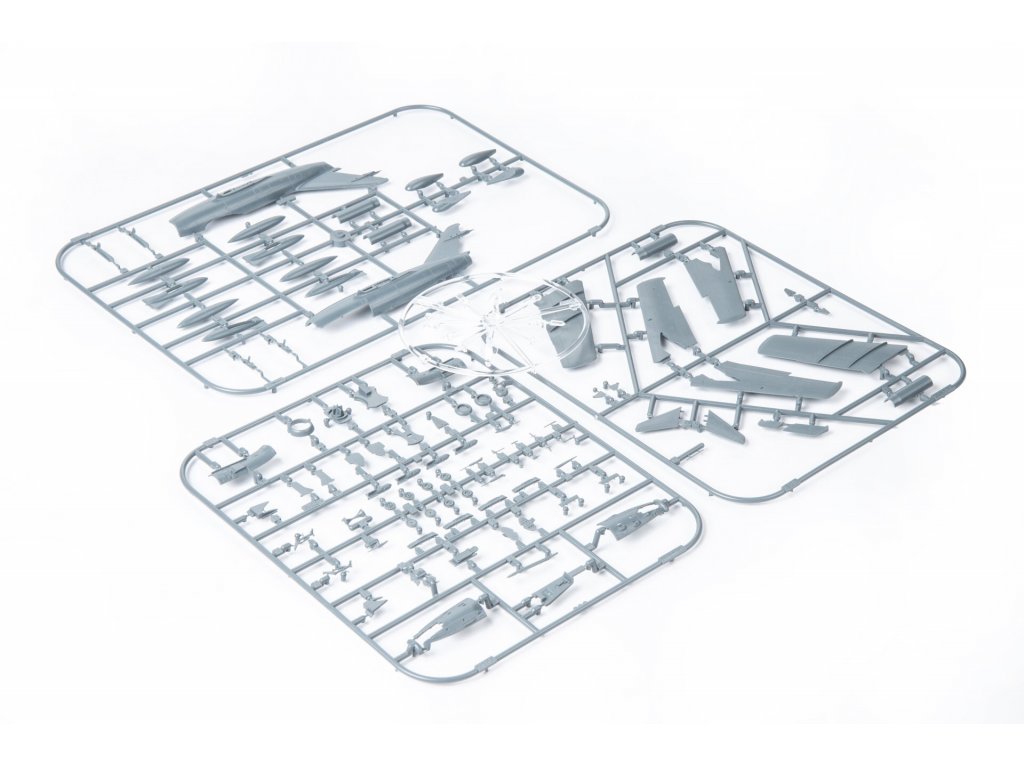 EDUARD PROFIPACK 1/72 MiG-15bis