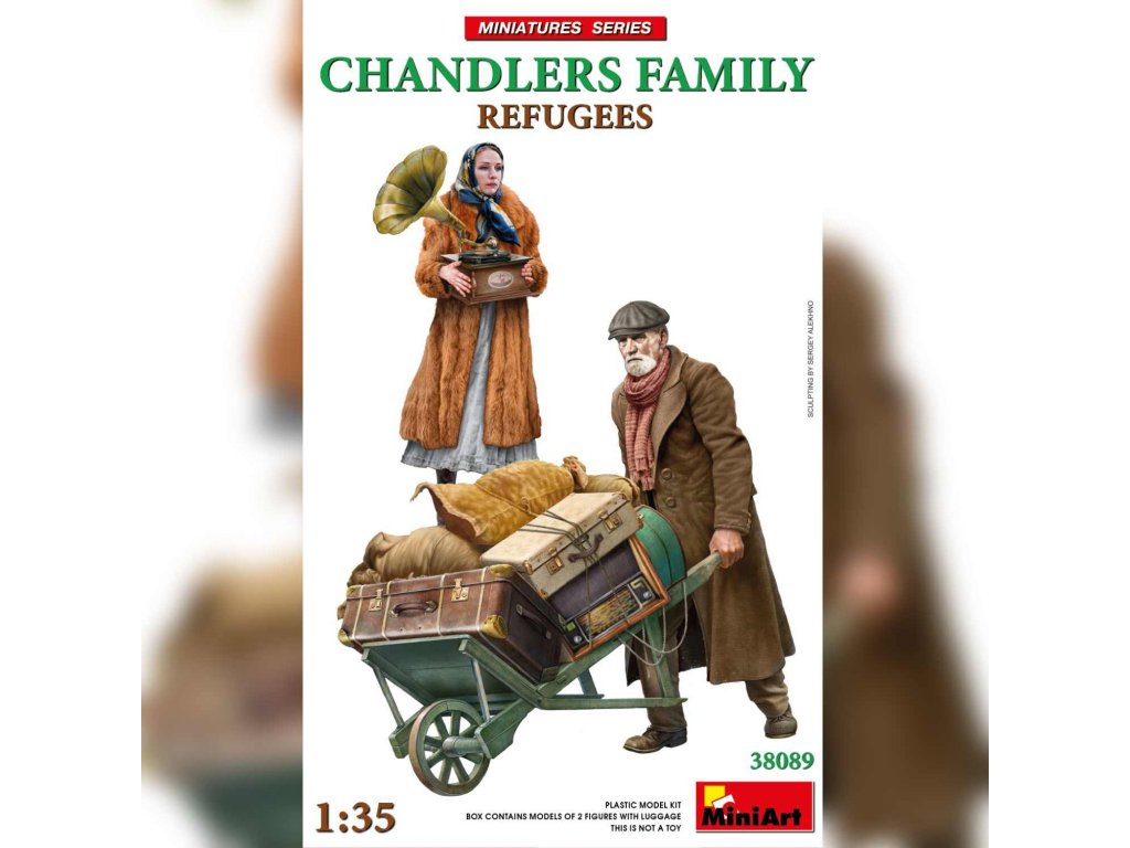 MINIART 1/35 Chandlers Family Refugees
