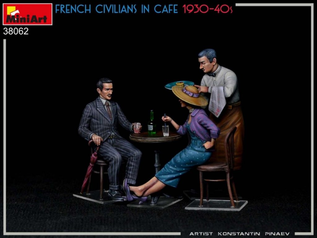 MINIART 1/35 French Civilians in cafe 1930-40's