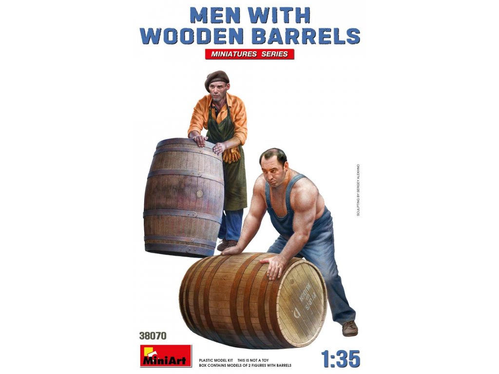 MINIART 1/35 Men With Wooden Barrels