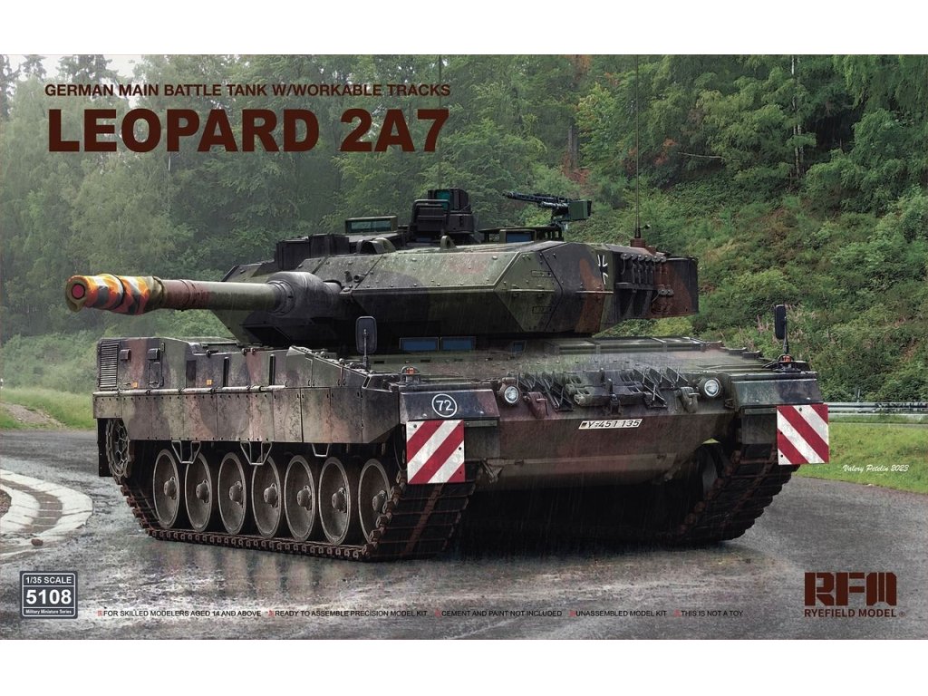 RFM 1/35 German Main Battle Tank w/Workable Tracks Leopard 2A7
