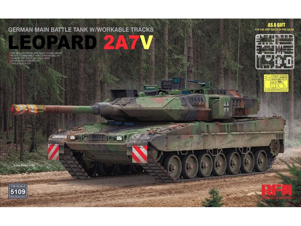 RFM 1/35 German Main Battle Tank w/Workable Tracks Leopard 2A7V