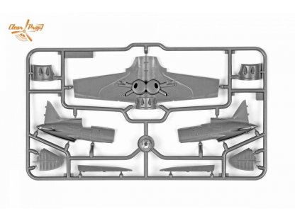 CLEAR PROP 1/72 I-16 Type 5 In the sky of Spain