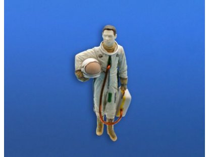 CMK 1/48 US pilot w/ full pressure suit (1 fig.)