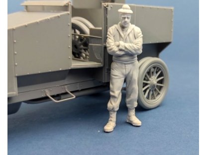 COPPER STATE MODELS 1/35 French Marine Armoured Car Standing Crewman