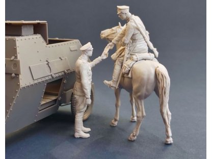 COPPER STATE MODELS 1/35 Imperial Russian Automobile Machine Gun Platoon Orderly Officer Passing An Order