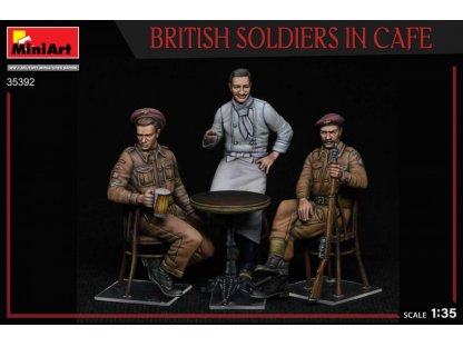 MINIART 1/35 British Soldiers in cafe