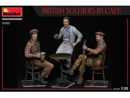 MINIART 1/35 British Soldiers in cafe