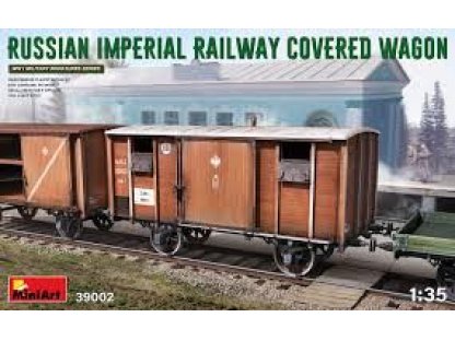 MINIART 1/35 Russian Imperial Railway Covered Wagon