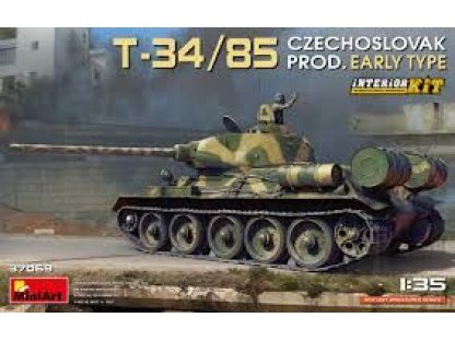 MINIART 1/35 T-34/85 Czechoslovak early type