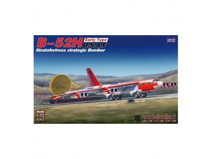 MODELCOLLECT 1/72 B-52H Stratofortress Early Type U.S.A.F Stratofortress Strategic Bomber