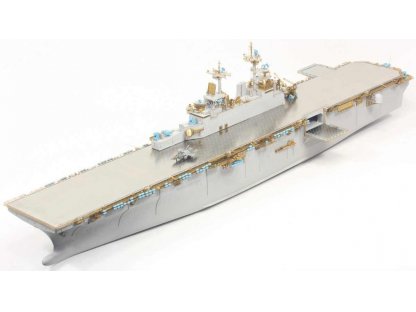 PONTOS 1/350 USS LHD-2 Essex Kit + Detail Up Set 