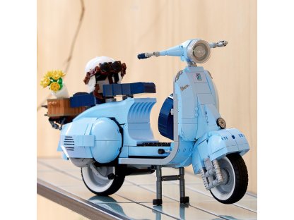 LEGO® Vespa 125