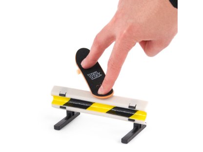 TECH DECK FINGERBOARD DVOJBALENÍ S PŘEKÁŽKOU