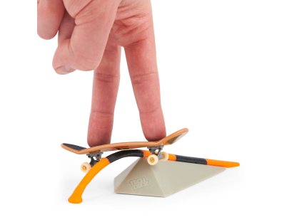 TECH DECK FINGERBOARD DVOJBALENÍ S PŘEKÁŽKOU