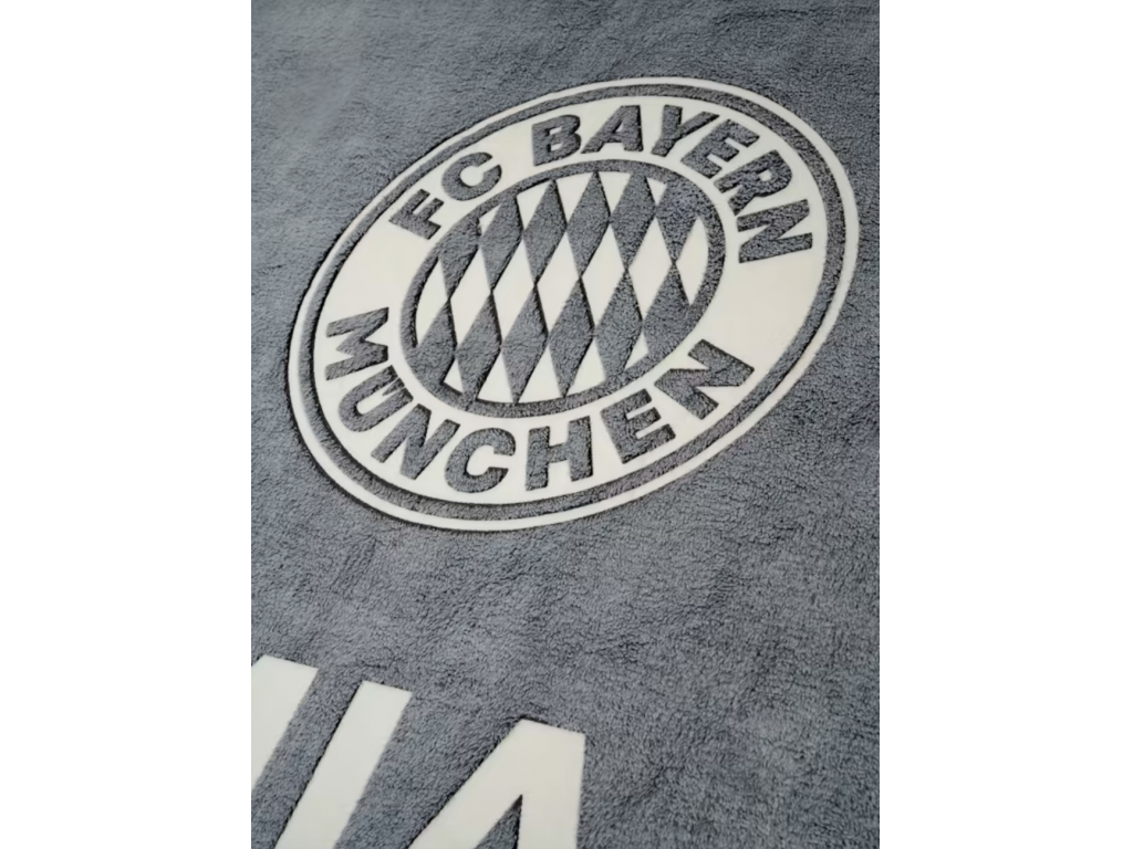 Flísová deka svítí ve tmě FC Bayern München, 150 x 200 cm