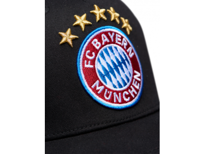 Snapback kšiltovka s logem 5 hvězdiček FC Bayern München, černá