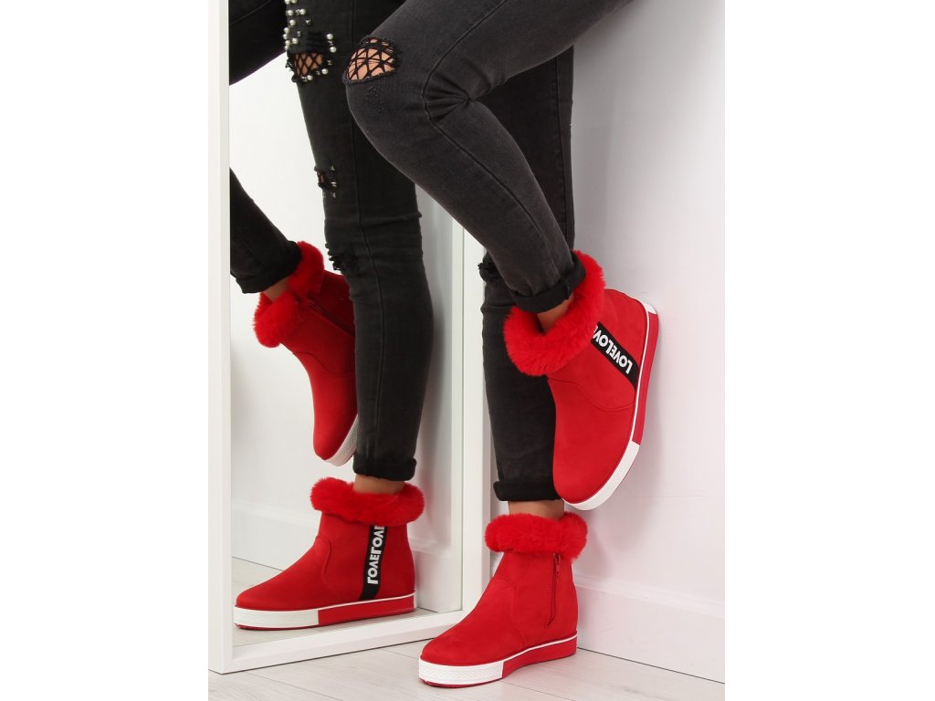 Dámské zateplené sportovní boty Aimey červené
