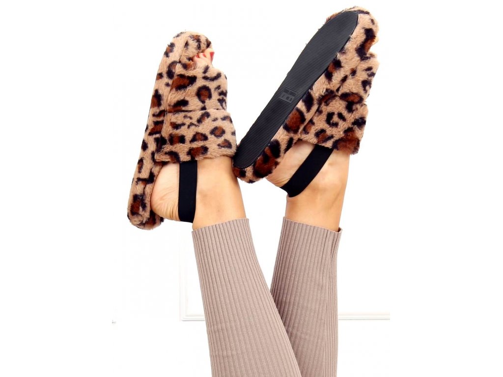 Domácí plyšové pantofle Ros leopardí
