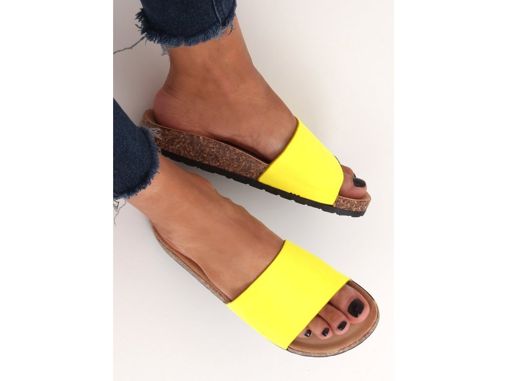 Korkové pantofle Isadora žluté