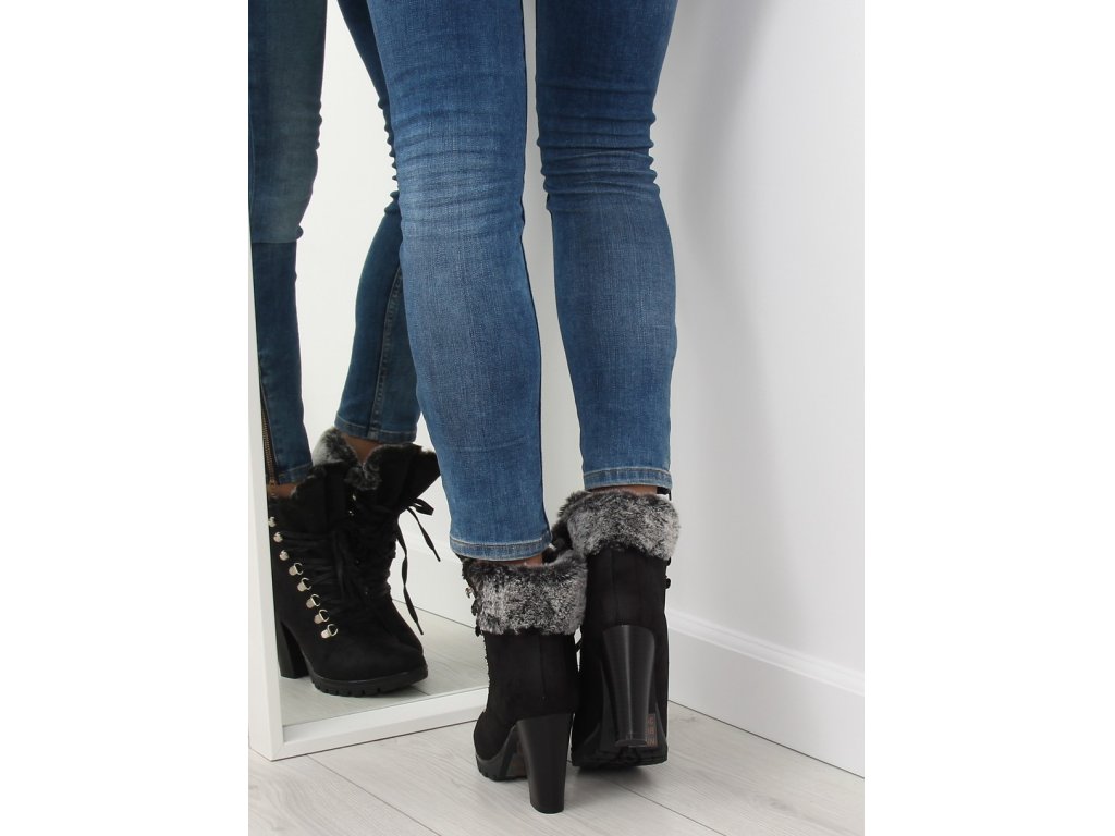 Kotníkové boty na podpatku s kožíškem Marissa černé