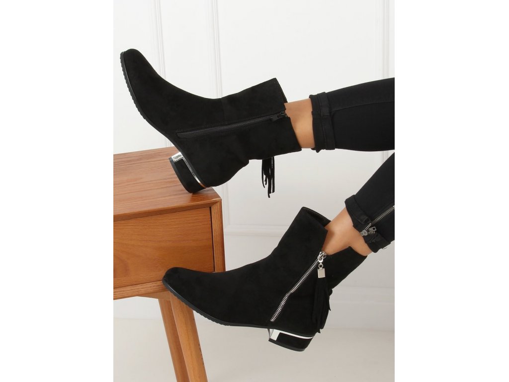 Kotníkové boty s ozdobným zipem Alisha černé