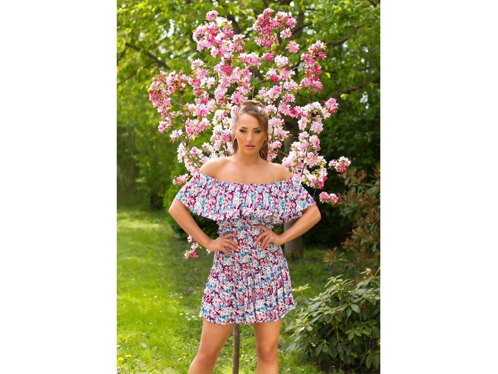 Letní šaty s carmen výstřihem Jezebel růžové