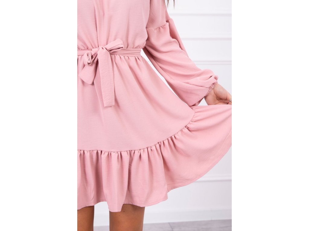 Šaty s volánkem Kaycee růžové