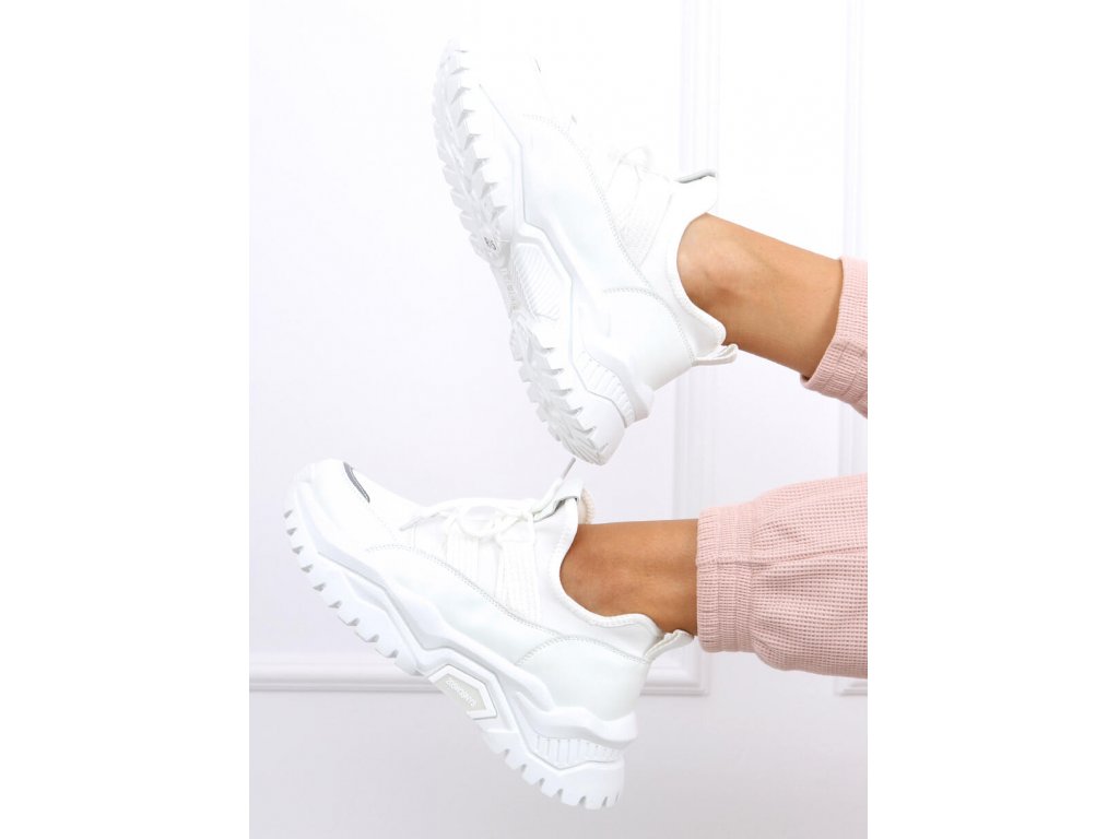 Sportovní boty na vysoké podrážce Alix bílé