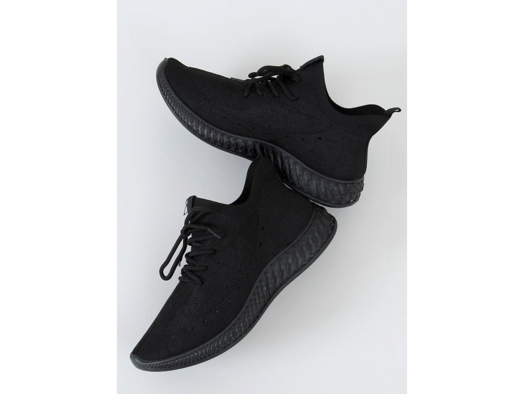 Sportovní boty nazouvací Tria černé